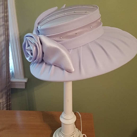 Church hat - Picture 3 of 4